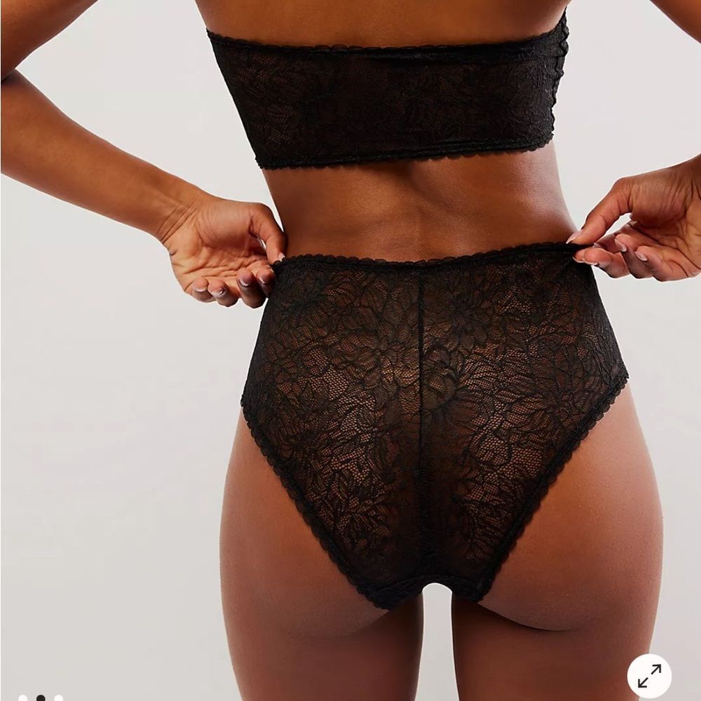 Free People Livia High-Rise Cheeky Undies Elegant Black Lace Panties Sz M - Picture 3 of 5